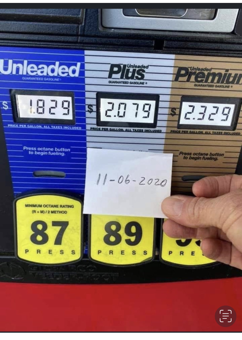 kevindandy1's tweet photo. @WhiteHouse But there still 1.68 a gallon higher than Election Day 2020. https://t.co/1zWXfNXbHj