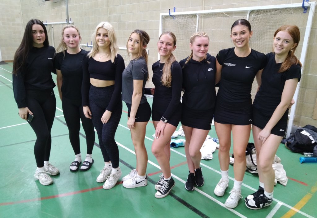 Head of PE tweet media