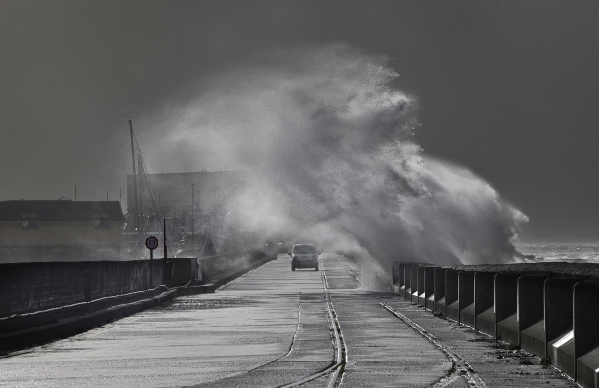Valerie O'Sullivan (@valphoto) on Twitter photo The scene from #Fenit Bridge, Tralee, during the 💨💦🌊 #weather warning ⚠️ front page <a href="/IrishTimes/">The Irish Times</a> <a href="/irishexaminer/">Irish Examiner</a> today @PPAI_IRL <a href="/wildatlanticway/">Wild Atlantic Way</a> <a href="/Yerrakerry/">Yerra Kerry</a> <a href="/TraleeChamberAl/">Tralee Chamber</a> Hup the Kingdom 🌊🏆💚💛💚 The scene from #Fenit Bridge, Tralee, during the 💨💦🌊 #weather warning ⚠️ front page <a href="/IrishTimes/">The Irish Times</a> <a href="/irishexaminer/">Irish Examiner</a> today @PPAI_IRL <a href="/wildatlanticway/">Wild Atlantic Way</a> <a href="/Yerrakerry/">Yerra Kerry</a> <a href="/TraleeChamberAl/">Tralee Chamber</a> Hup the Kingdom 🌊🏆💚💛💚