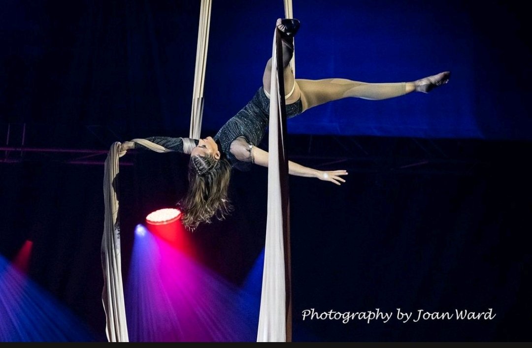 allcapetown's tweet photo. Can't wait for Rhapsody -- the philharmonic circus performance by @zipzapcircus. Only 6 chances to see it @ArtscapeTheatre, starting tonight. Don't miss out -- book here https://t.co/7xnFGRcVKy #zipzapcircus #capetown https://t.co/hzjd9AD6G3