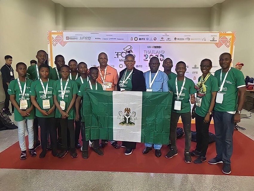 WRONigeria's tweet photo. WRO Nigeria representing 😉

#TakeBackNaija #Robotics #Robots #technology #naira #Competition #Nigeria #worldrobotolympai https://t.co/OXUkWqE30Y