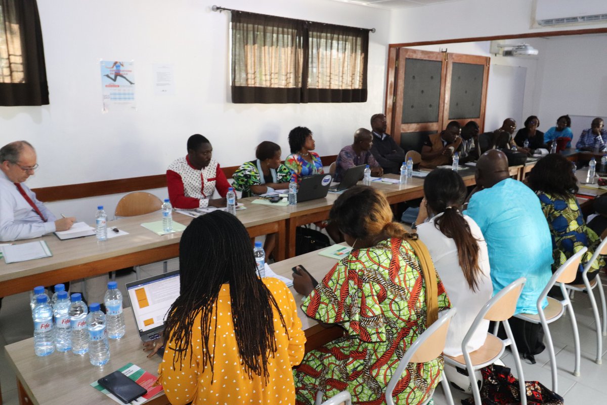 HardyBertrand's tweet image. Rencontre entre des organisations béninoises de la société civile, l&apos;agence @AFD_France de #Cotonou et @ambafrancebenin : un moment précieux de partage d&apos;expérience ! Merci à tous les participants. #MondeEnCommun