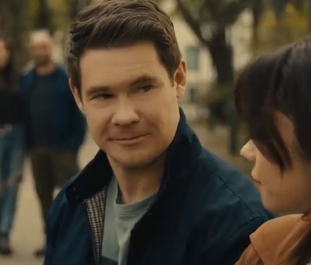 FilmUpdates's tweet photo. ‘Modern Family’ co-stars Adam Devine and Sarah Hyland reunite on-screen for ‘Pitch Perfect’ spin-off series ‘Bumper in Berlin.’ https://t.co/6BBxmQS5Jk