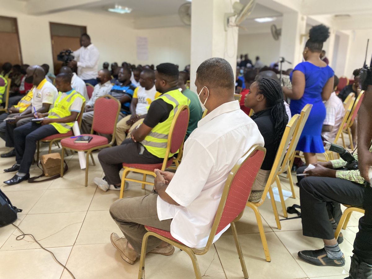 𝑶𝒘𝒆n Robert tweet media