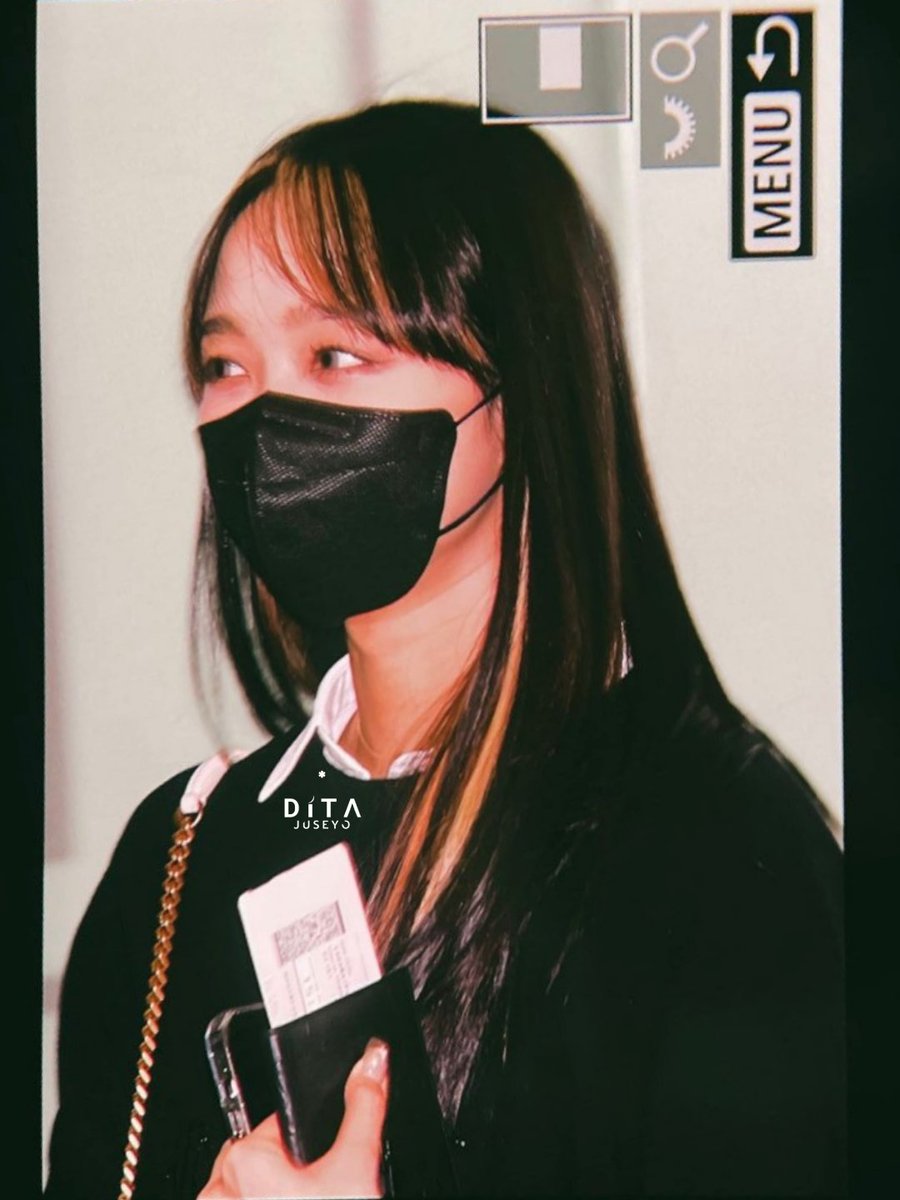 ditajuseyoo's tweet photo. 221103 ICN Preview

새 머리 예쁘다 ♡><♡

#시크릿넘버 #디타 #SECRET_NUMBER #DITA @5ecretNumber https://t.co/qnXDAWdas8