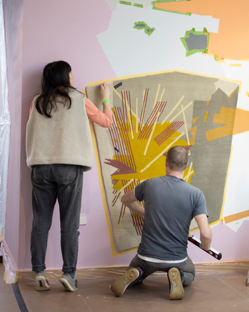 Accent_Ldn_ltd's tweet photo. Details from our recent project for the new @meta offices, Kings Cross.⁠
Artist Lilah Fowler created this mural artwork which is an intricate combination of paint and textiles. ⁠
⁠Completed by the team @TLMC_LTD
⁠
⁠#muralcompanyuk  #metaopenarts #kingscross #muraluk https://t.co/JVYP9xxN66