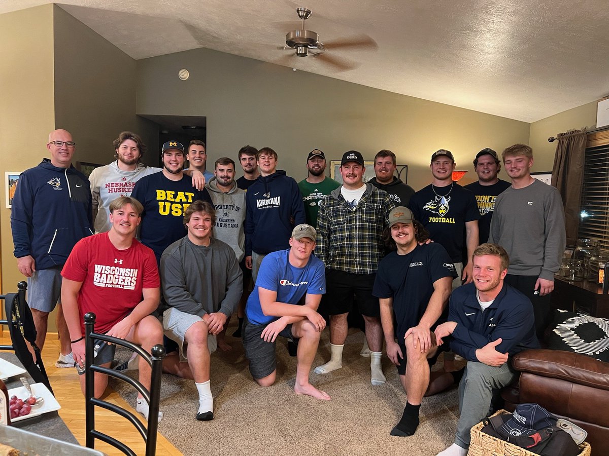 Kelly Scholten tweet media