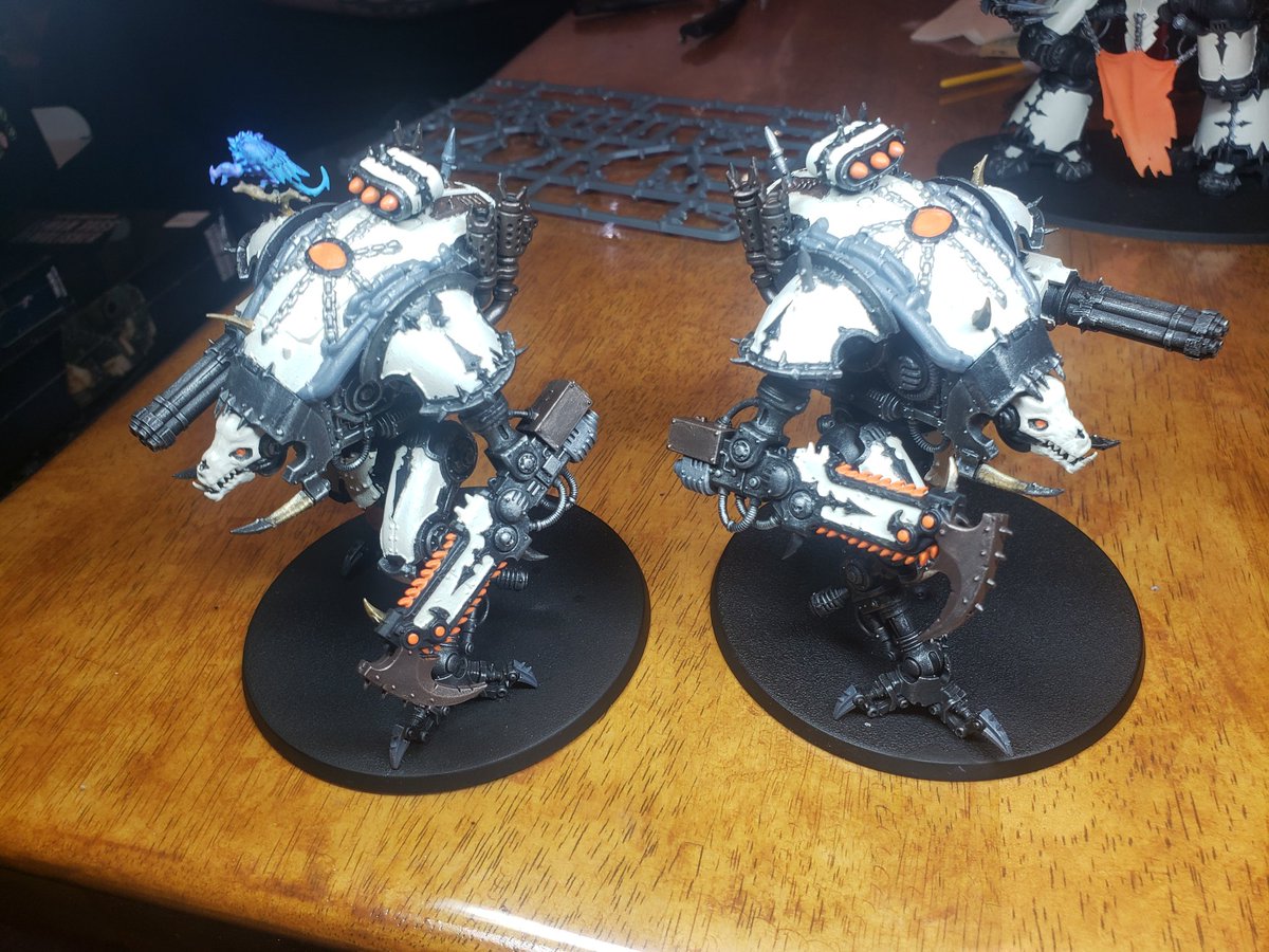 AshTeShortDogo's tweet photo. Took a while to finish these two but after getting my knight done it was about time these needed finishing https://t.co/BcgXKx3me2