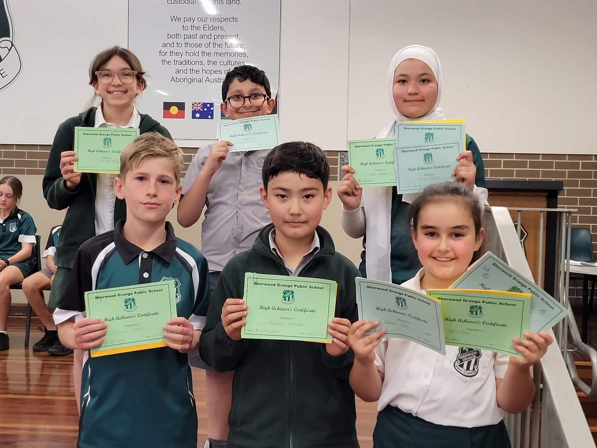 mazuohk's tweet photo. Congratulations to the award recipients at this week's 3-6 assembly! @Sherwood_Grange https://t.co/l9VqTbGJCc