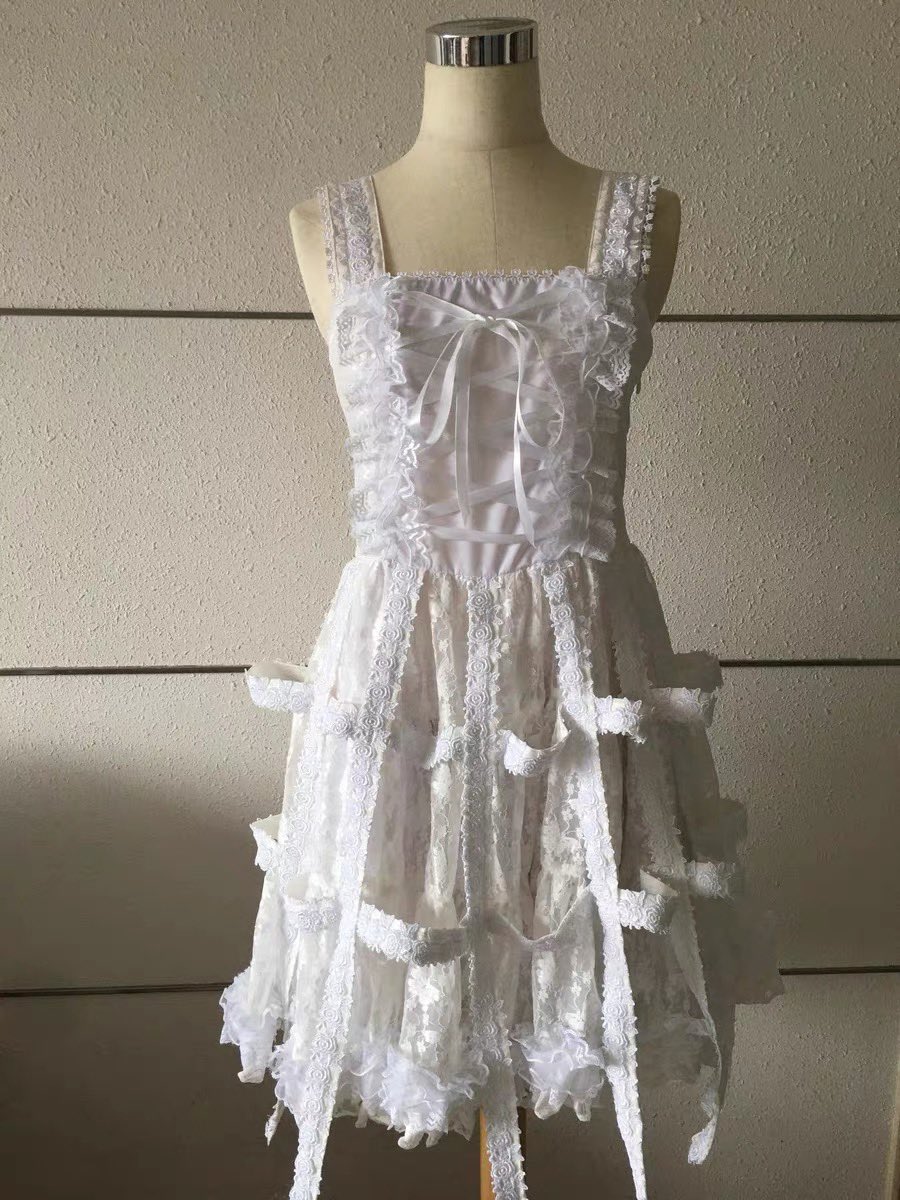 down bad for this h.naoto dress 😣😣 https://t.co/otP2Qk1OC1