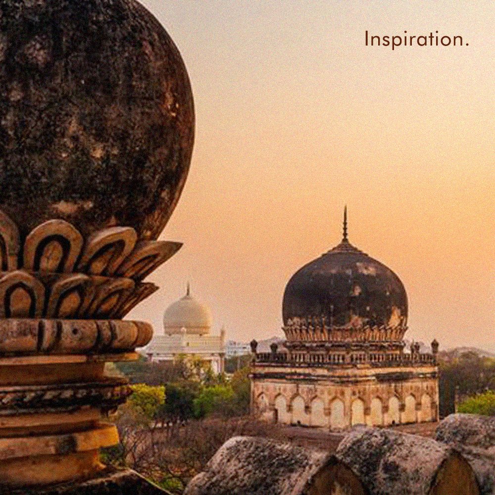 Art and design is everywhere. The petals of the 'gumbaz' was our starting poiint for this design.

#svarnamjewellery #22kgold #svarnamgold #heritagejewellery #cuffs #bangles #jewellery #goldjewellery #indianjewellery #heritage #heritagejewellery #hyderabad #india #art #design