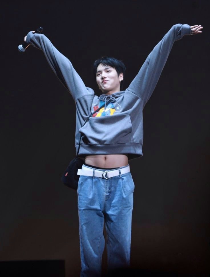 Happy apa yang happy birthday? Happy Birthday, Lee Minhyuk! 