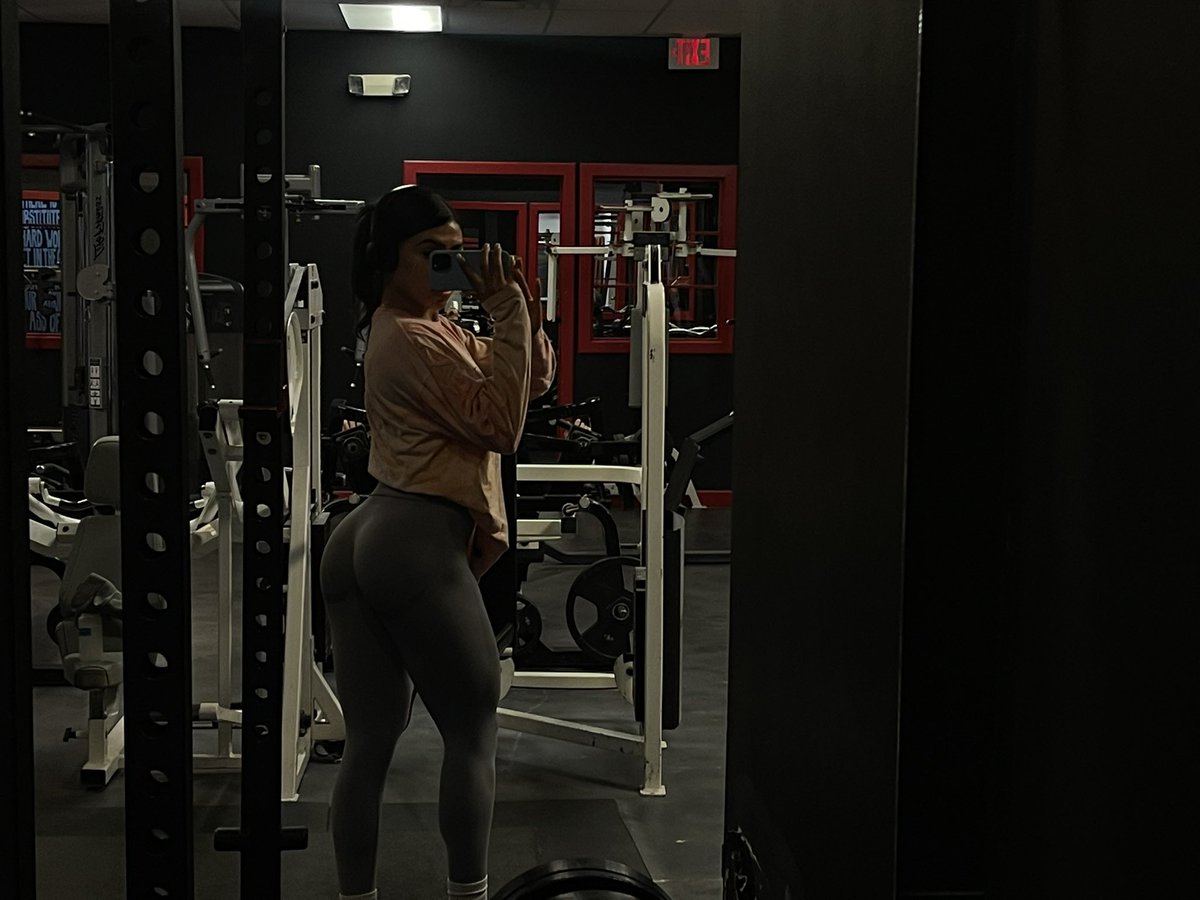 maamii_asf's tweet photo. Muscle mommy’s https://t.co/csGqfXaKwk