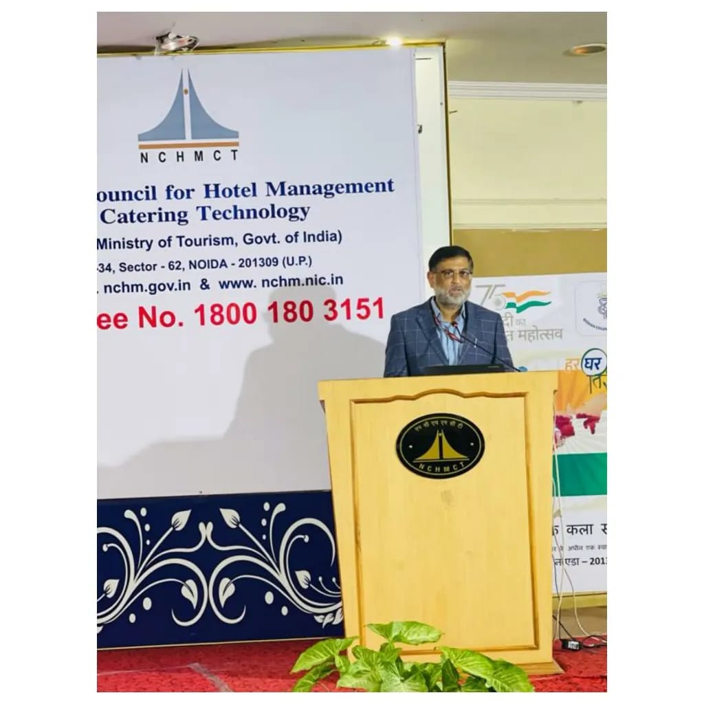 icitirupati's tweet photo. Dignitaries invited for the felicitation function of students of ICI on 29/10/2022 at NCHMCT, NOIDA 
Dr.Chef Manjit Gill, Chef Sujoy, Mr.Arun Singh, Ms.Meetu Puri, Shri Gyan Bhushan IES, Shri Satvir Singh, Shri L.K.Ganguli, Dr.M.Thirulogachander
@gyanbhushan1 @tourismgoi https://t.co/KExiuYIrFC