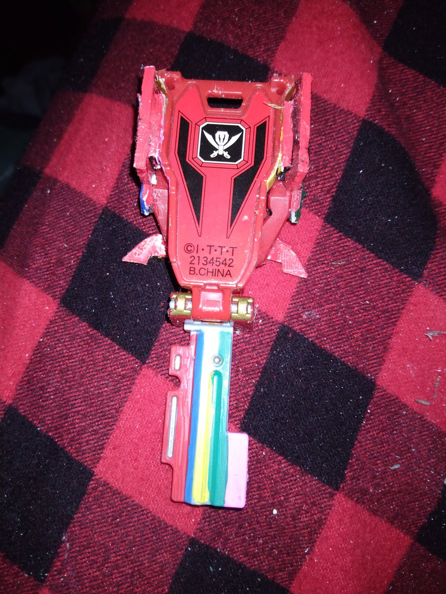 DanPootisBird's tweet photo. Gokai Cross! https://t.co/n2mQ5axeMR