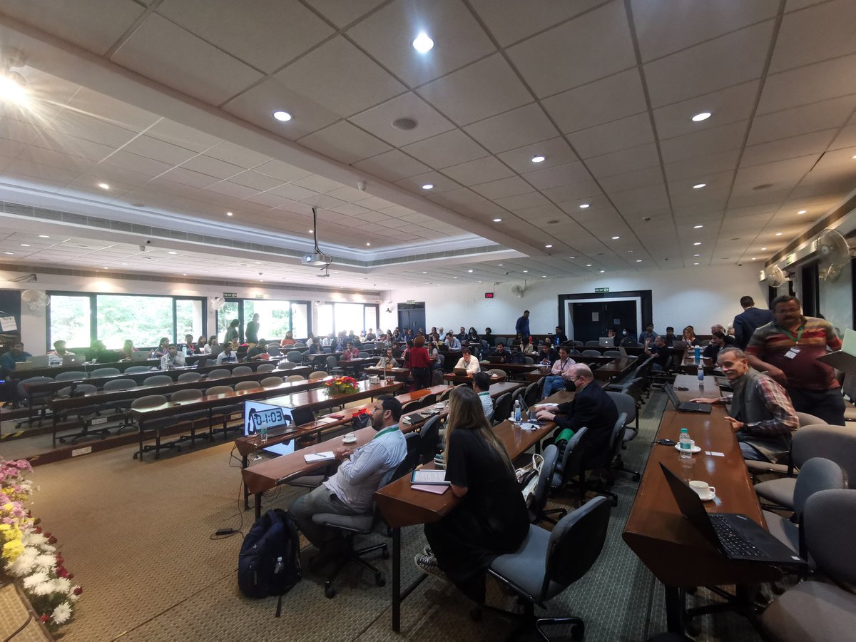 jamesclementjnc's tweet photo. Brilliant to see good turn out on the last day of the conference #EMBOneurodev @EMBOevents @EMBO @EMBOPress @TedAbelneuro @DBT_NBRC @jncasr @IowaNeuro https://t.co/hbrFGRu7lH