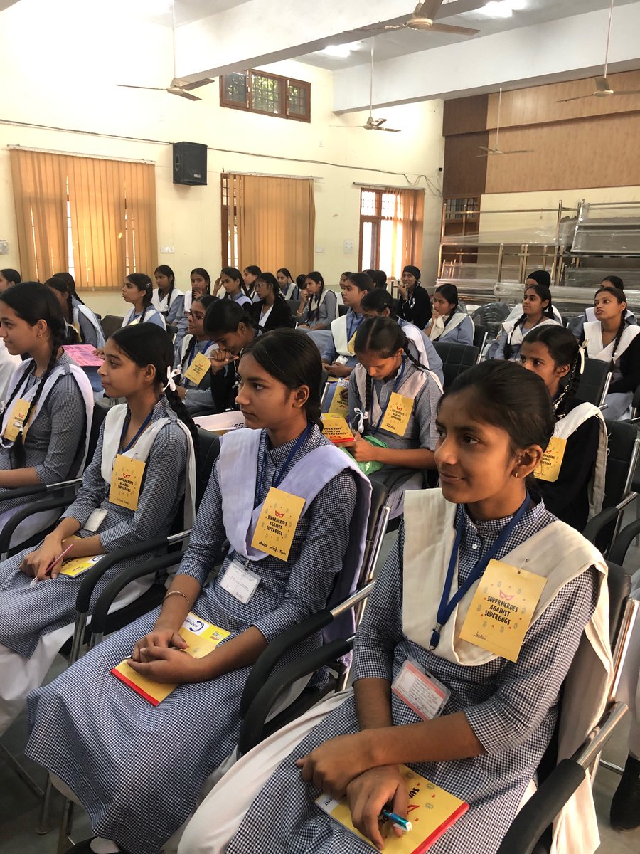 Superheroes against Superbugs tweet media