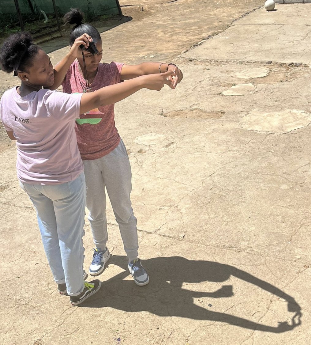 GwfOnline's tweet photo. A shout-out to one of our long-time supporters and friends, Jo-Anne Hay, who recently hosted a wonderful photography workshop for the @PhiliDLC. Thank you, Jo – you inspired such creativity!

#GoodWorkFoundation #ReimagineEducation #WonderFilledLearning https://t.co/jVQHbvgkJX