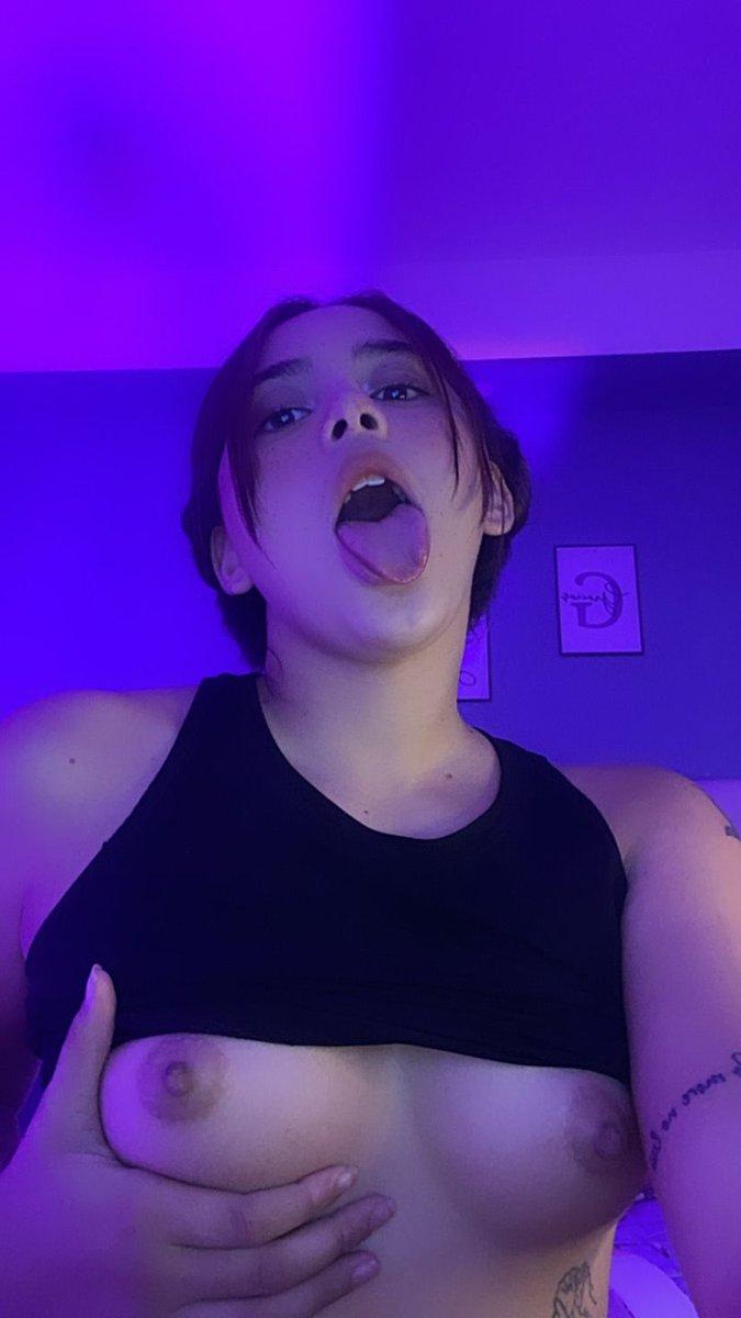 SweetAllison20's tweet photo. I WANNA BE YOURS DADDY  🔥🍑
🔴ONLINE NOW🎥 https://t.co/tyfWfMtQVx

@NNGIRLZZZZ @illest365 @carlosbb588_bb @Hawker881_Promo @zupergeil40 @VitoVitola @lv_flvme @Elsanto5673 @djawadd92650516 @JossDiaz_Sv @joker5200000 @jordy191 https://t.co/9N1ajixwtG