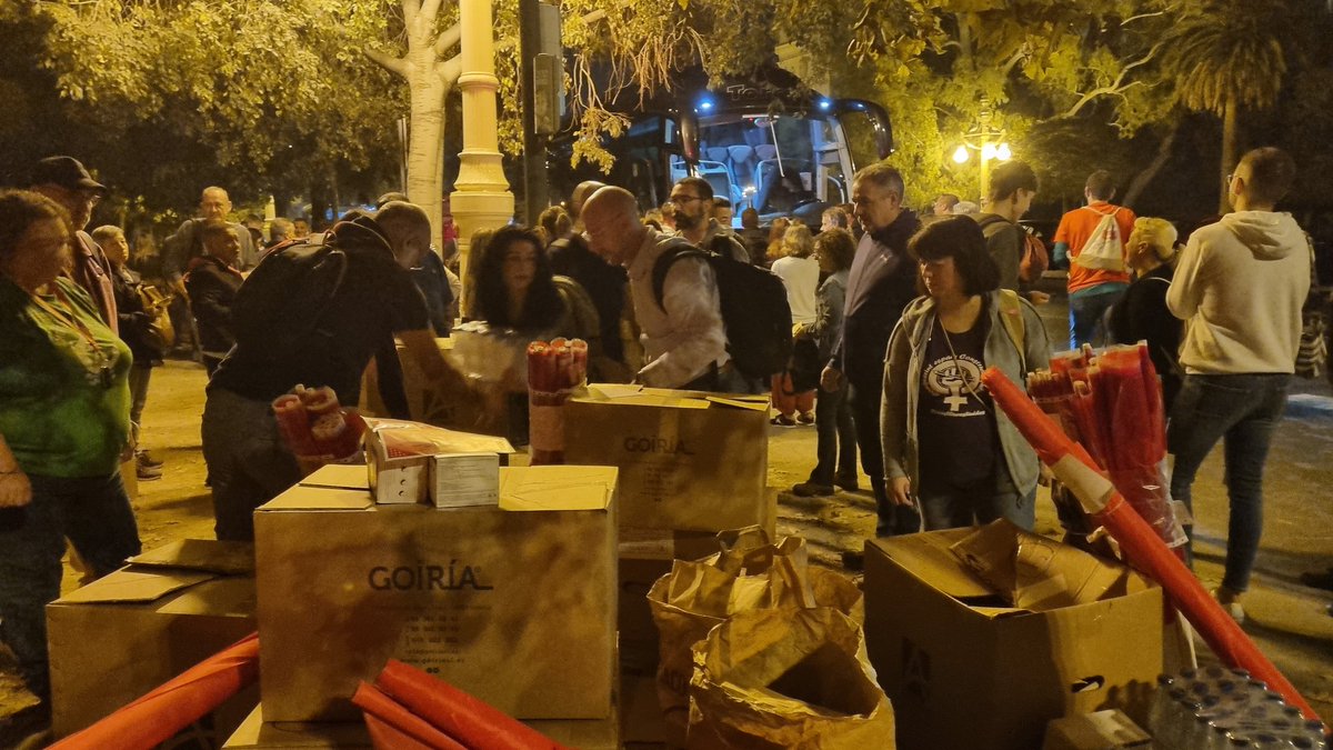 ccoopv's tweet photo. 1.300 sindicalistas de @ccoopv marchan a Madrid para exigir una subida salarial #3NCCOO #SalarioOConflicto https://t.co/hozrUD38sv