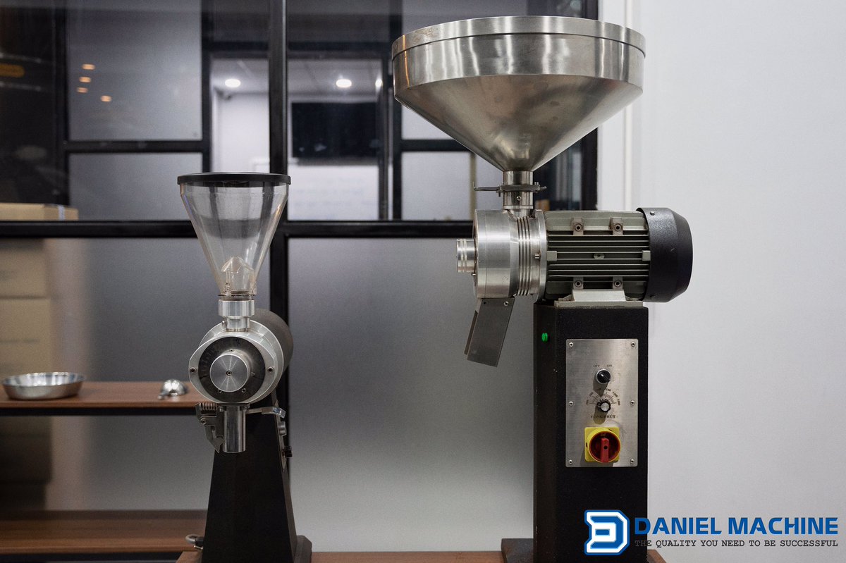 DungTienNguyen4's tweet image. Industrial standard coffee grinding machine #danielmachine #coffeegrinding #coffeegrinder #madeinvietnam