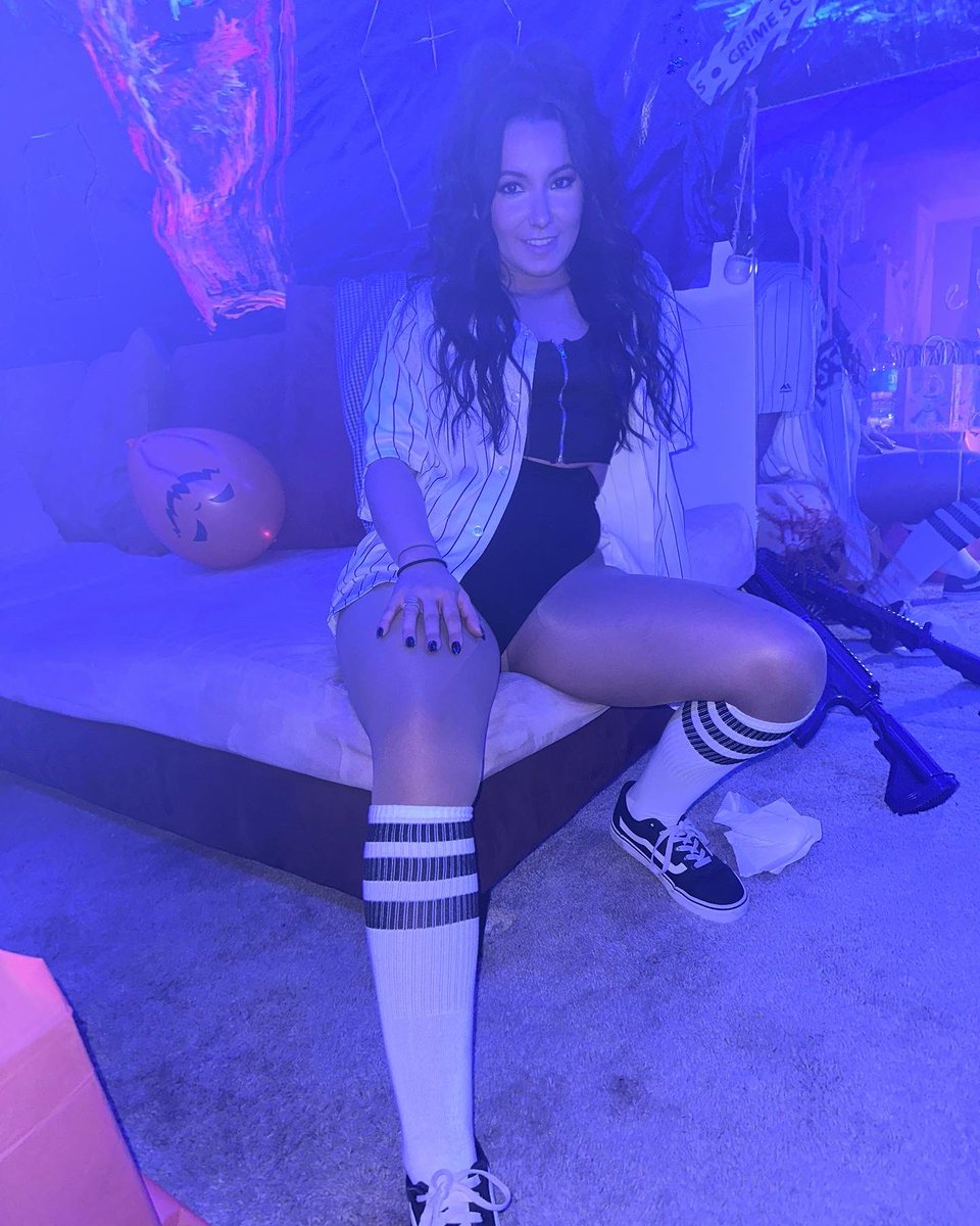 mairaserna94's tweet photo. HALLOWEEN 👻 https://t.co/UWFuvj2rMl