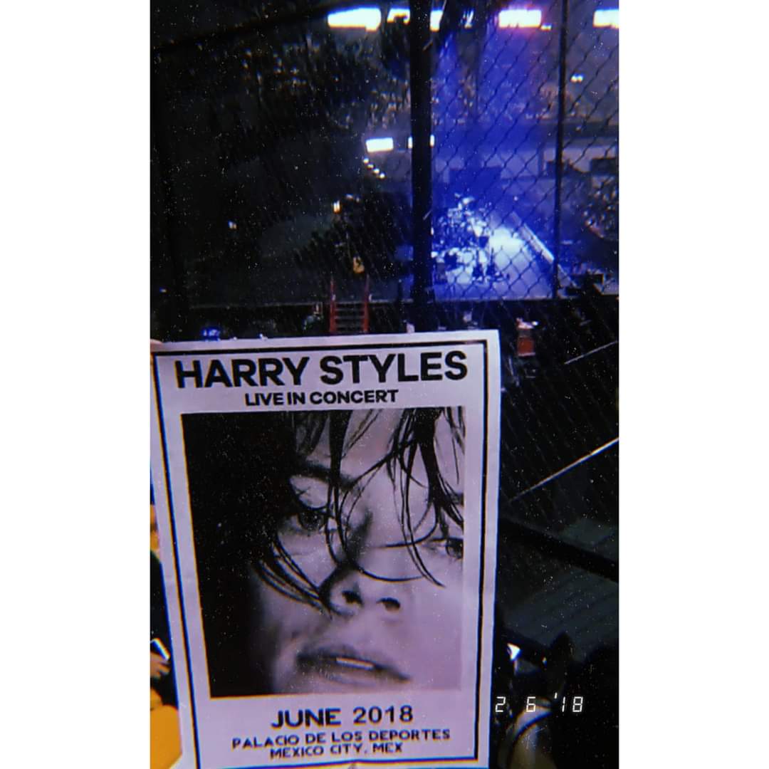 Zquirectioner1D's tweet photo. ◌ @Harry_Styles
ʟɪᴠᴇ ᴏɴ ᴛᴏᴜʀ ᴍx 𝟐•𝐉𝐮𝐧•𝟏𝟖 ♡
◌ @NiallOfficial
ꜰʟɪᴄᴋᴇʀ ᴛᴏᴜʀ ᴍx 𝟏𝟒•𝐉𝐮𝐥•𝟏𝟖 ♡
ᴛᴇʟᴇʜɪᴛ 𝟏𝟑•𝐍𝐨𝐯•𝟏𝟗 ♡
◌ @Louis_Tomlinson
ᴛᴇʟᴇʜɪᴛ 𝟏𝟑•𝐍𝐨𝐯•𝟏𝟗 ♡
ʟᴛᴡᴛ ᴍx 𝟏𝟕•𝐉𝐮𝐧•𝟐𝟐 ♡

⅗ - 𝓑𝓮𝓒𝓸𝓷𝓽𝓲𝓷𝓾𝓮𝓭 https://t.co/MOwULhHcC5