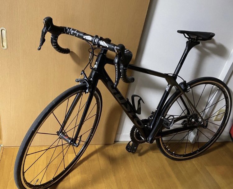kamipack3's tweet photo. ロードバイク盗難
知人からの拡散希望です

GUSTO MY23 RANGER LEGEND
サイズL
��ンポ　アルテグラR8000
ホイール　レーゼロ

盗難日時
10月16日16時頃

場所
福岡市早良区干隈
自宅アパートの駐輪場に駐車していた

何か情報ありま��たら連絡下さい。
よろしくお願いします。 https://t.co/TXxx4mx2Ji