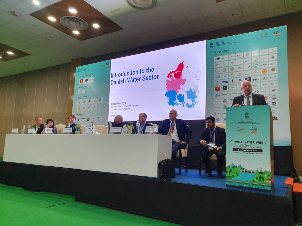 The Day 2 of the 7th #IndiaWaterWeek kicked off with a special event organized by the partner country @DenmarkinIndia H.E @svane_freddy gave the welcome speech and talked about the India and Denmark Relationship and #greenstrategicpartnership.🇮🇳🤝🇩🇰 

@jaljeevan_ @gssjodhpur