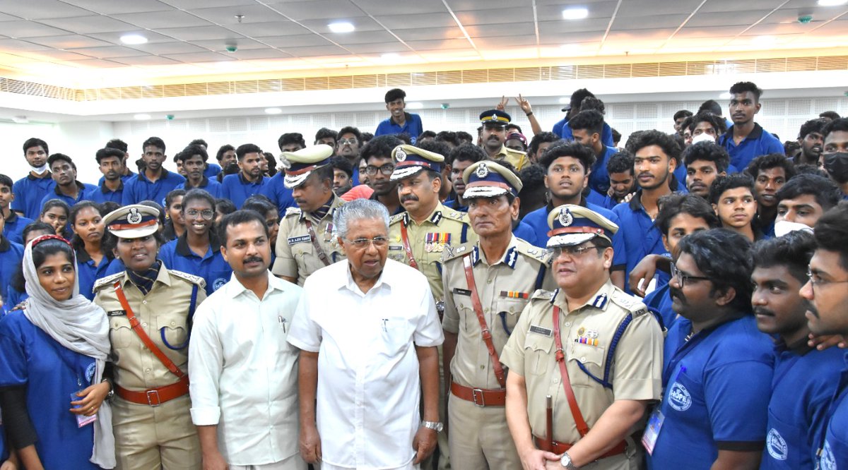 mbtunited's tweet photo. 2-day Project HOPE alumni meet held on Oct 31&amp;Nov attented by 175 adolescents.Children interacted with various eminent personalities &amp; also outlined the impact the HOPE Project brings,how the project could be improvised and how as alumni they can contribute to the Project HOPE. https://t.co/HlXG4nA6wq