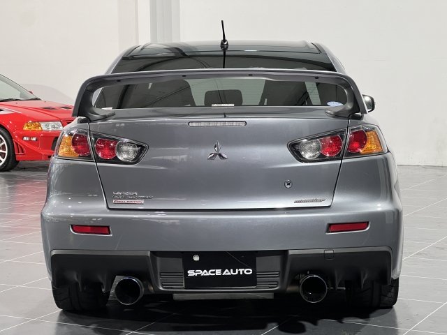 BeyondTarmac's tweet photo. • 2015 Mitsubishi Lancer Evo X GSR — Final Edition
• 2000cc 4-Cylinder Turbopetrol DOHC
• 291bhp/407Nm
• 5-Speed MT
• AWD, 8 Airbags, 4-Wheel Disc Brakes, ESC, TCS
• Front Bucket Seats
• Fuel Tank: 55L
• Mileage: 51,200km
• Source: Japan
• KSh6,705,490 (All-inclusive) https://t.co/kMgwzYgf7R