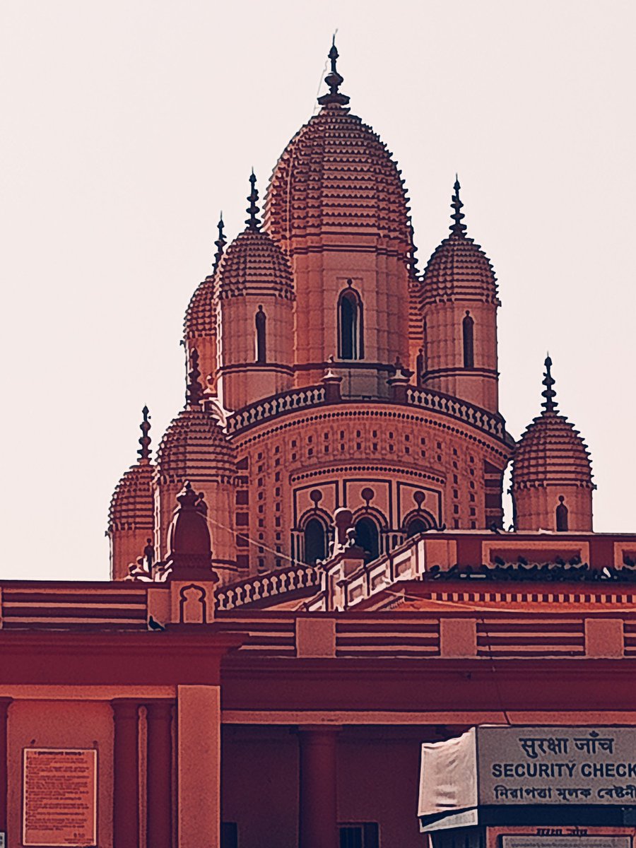 officialsubhz's tweet photo. Dakhineswar Temple https://t.co/hPPN9iNhGU