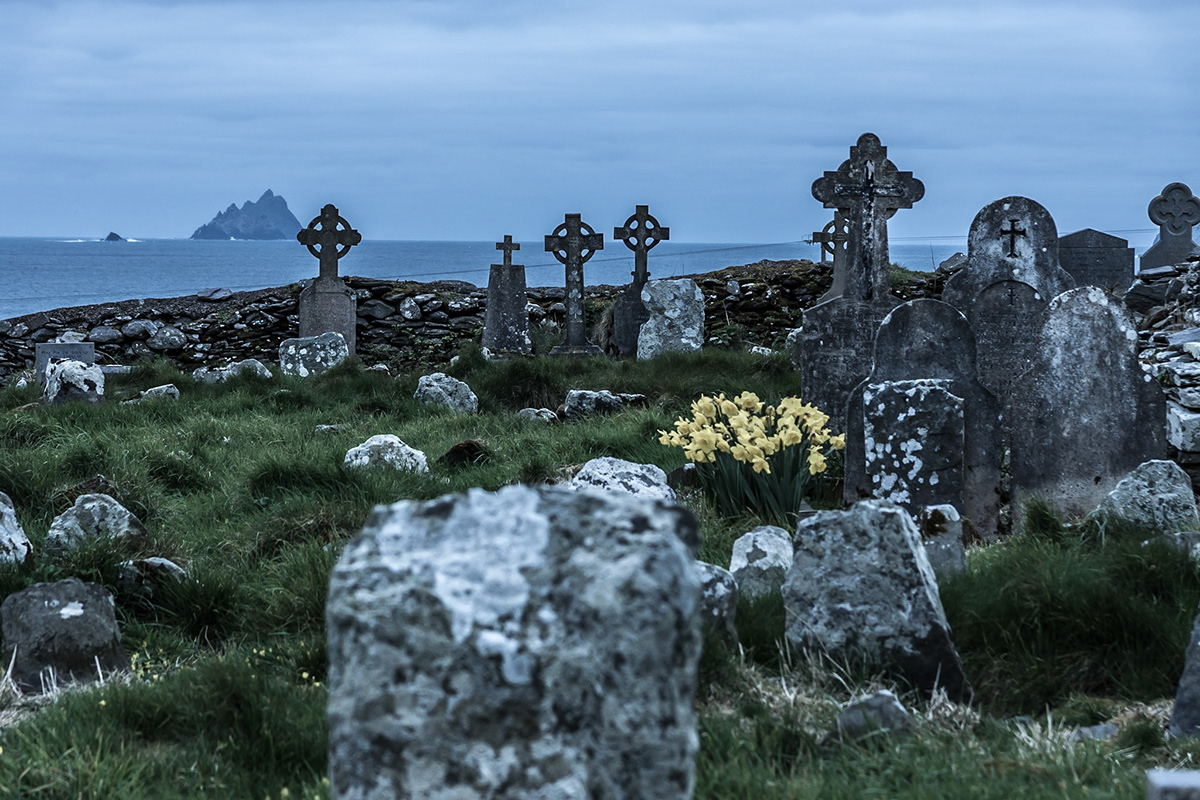 HoganSOG's tweet photo. Ballinskelligs, Ireland. Remembrance. https://t.co/lXvSfyQpjy