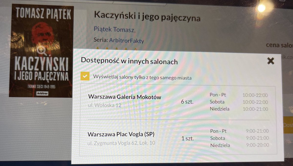 Tomasz5ek's tweet photo. Empik ukrywa swój bestseller nr 3. Sprzedaje #KaczyńskiIJegoPajęczyna wysyłkowo. Nie wystawia książki w salonach. 
@empik obiecał, że to zmieni. Ale do salonów dwumilionowej Warszawy sprowadził... 8 egzemplarzy.
Piszmy w tej sprawie do monika.marianowicz@empik.com
Dzięki za RT! https://t.co/KcPNnaCSpN