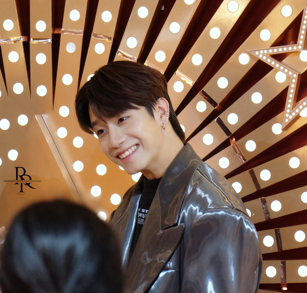 fc_prom's tweet photo. ยิ้มของคนคนหนึ่ง เมื่อคิดถึงจะทำให้เราหายเหนื่อย 😊
#prompayy
#anotherboytj
#คนบาปของprompayy
#CharlottetilburyXprommark
#CharlottetilburyTH #Charlottetilburyholiday #Giftmagic https://t.co/woRgpHMs6S