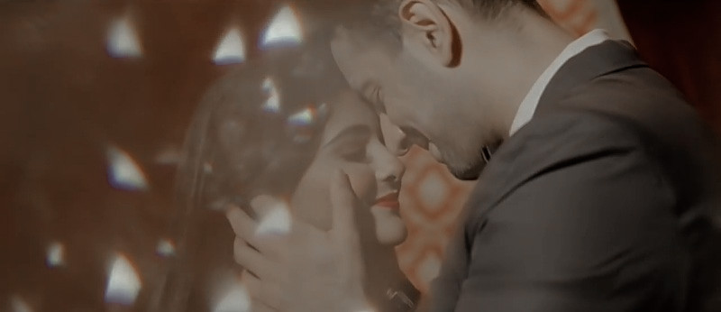 khushiyaaann's tweet photo. 'Jo raaton mein jagata hai'
            'Jo subhavo mein khwaab dikhata hai'

'Jo pehele marta hai baad mein jeena sikhata hai'
                   "Whi toh ishq hota hai" ~ 😭🤌🏻❤

#ShauryaAurAnokhiKiKahani #shakhi #devir #joterahowega https://t.co/GL2sjfm8nU