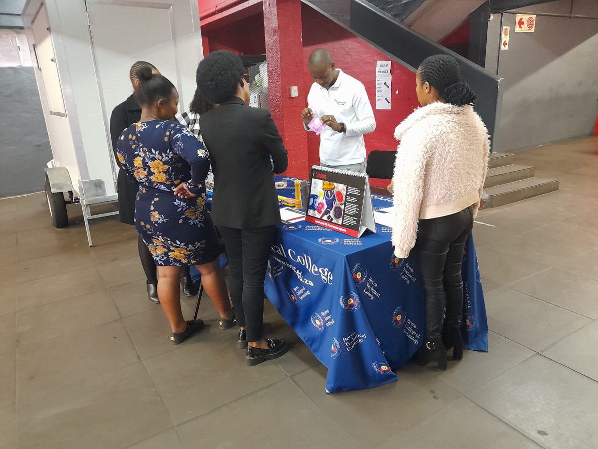 PhakamaniEmpow1's tweet photo. Have you considered government Max condom and Maxima female condom.
Condoms prevent HIV, STIs and unplanned pregnancies. #Maxcondom #Maxlubricant #Choosecondom #Maximafemalecondom #Fc2femalecondom #Condomise #Empowerment #Mrcondomjwabu https://t.co/vsvvJQ6YAT