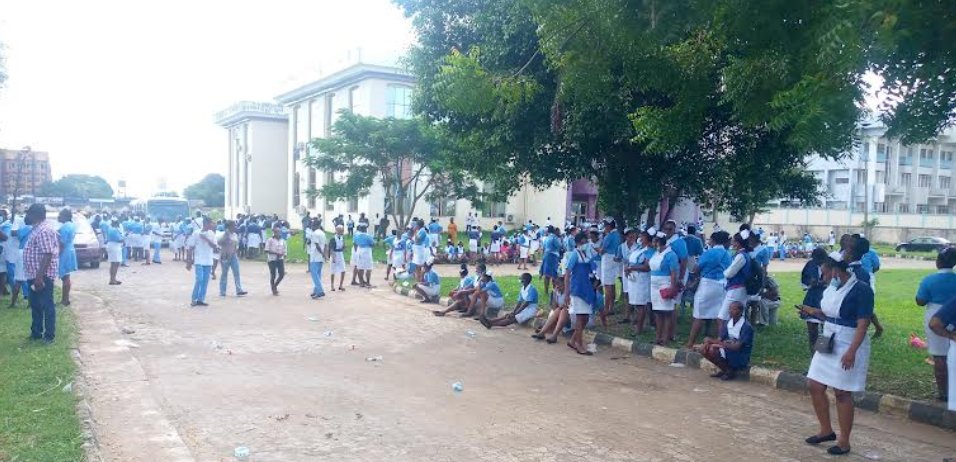 njonurses's tweet image. In a saner clime, somebody would have resigned, NMCN &amp;amp; NANNM would have issued statement, the media would give full coverage and demand explanation. The government would then ensure justice. These future UKRN &amp;amp; USRN deserve better treatment please 🙏