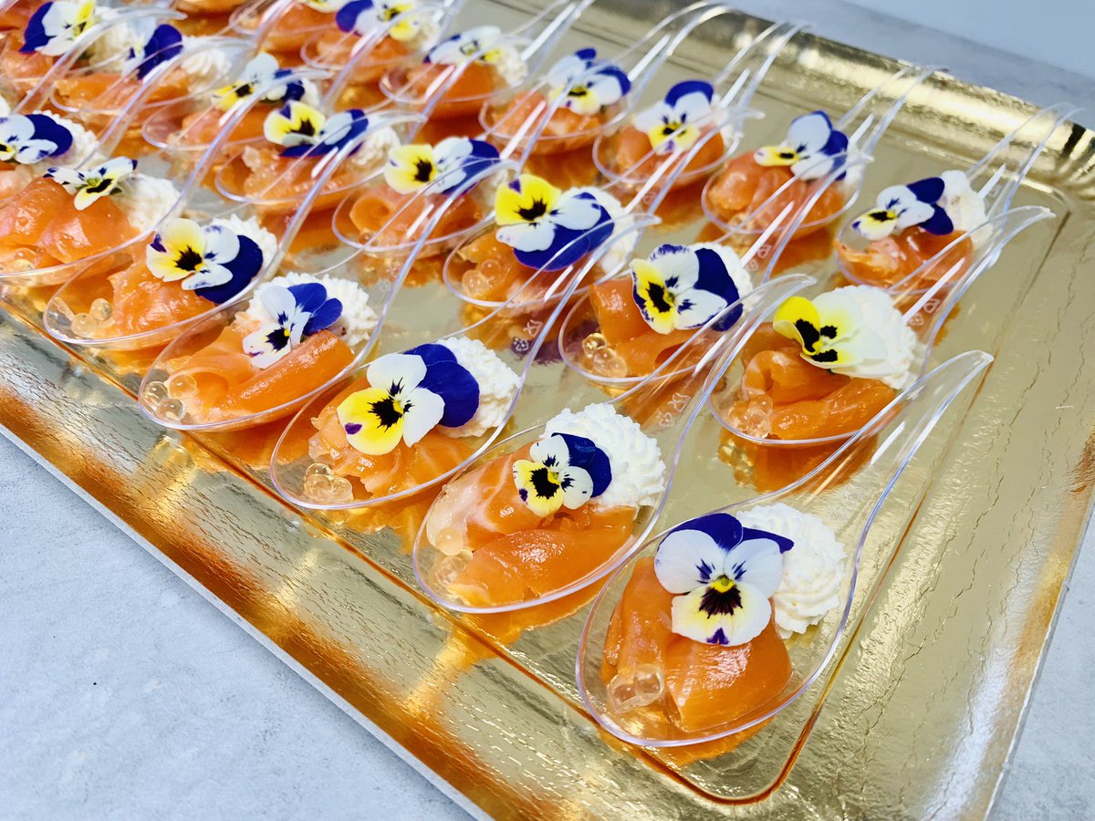 DelicesSaveurs's tweet photo. #ventabren #aix #aixenprovence #apero #eguilles #Evenement #faitmaison #food #gourmandise #Plaisir #plaisir #produit #Provence #traiteur #traiteurs #coudoux #lafarelesoliviers #velaux #chefdomicile #cuisine #produitfrais #passioncuisine https://t.co/fCDtPaPNUr