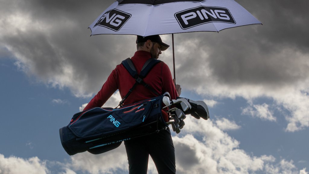 ClubhouseGolf's tweet photo. PING Hoofer Bags are lightweight and durable, starting at only £119.99 🎒 Find your new bag 👉️ https://t.co/iRjjckwEdb
For a fully waterproof option, choose Monsoon ☔️
@PING | #CustomEngineered | #TeamPING https://t.co/5b0d0MPZHi