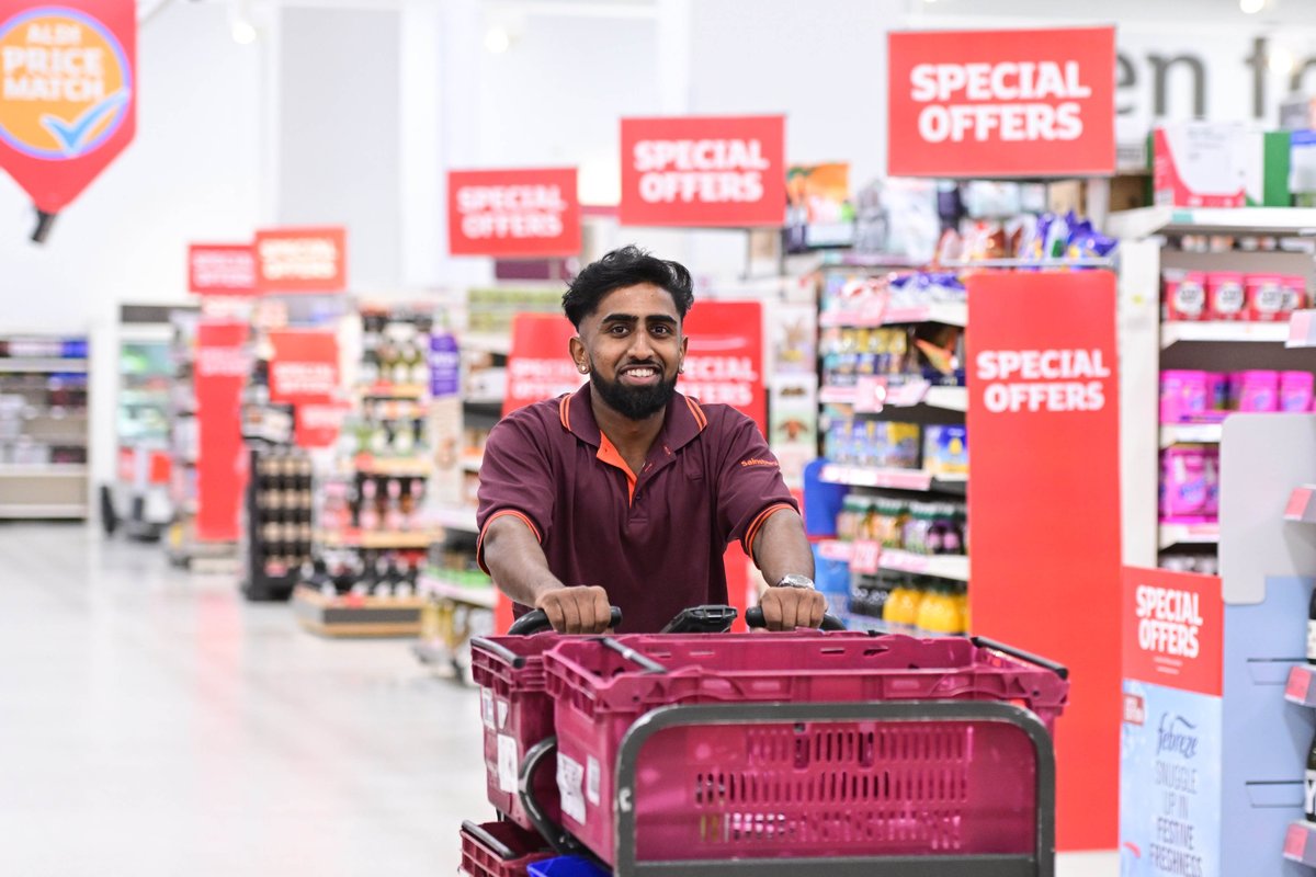 SainsburysNews's tweet photo. We’ve published our interim results for the 28 weeks to 17 September 2022. Two years since we launched our plan to put food back at the heart of Sainsbury’s, our strategy is delivering. Guidance remains https://t.co/5XPnIGCYmZ #JSInterims https://t.co/vGdYgH7Nb9