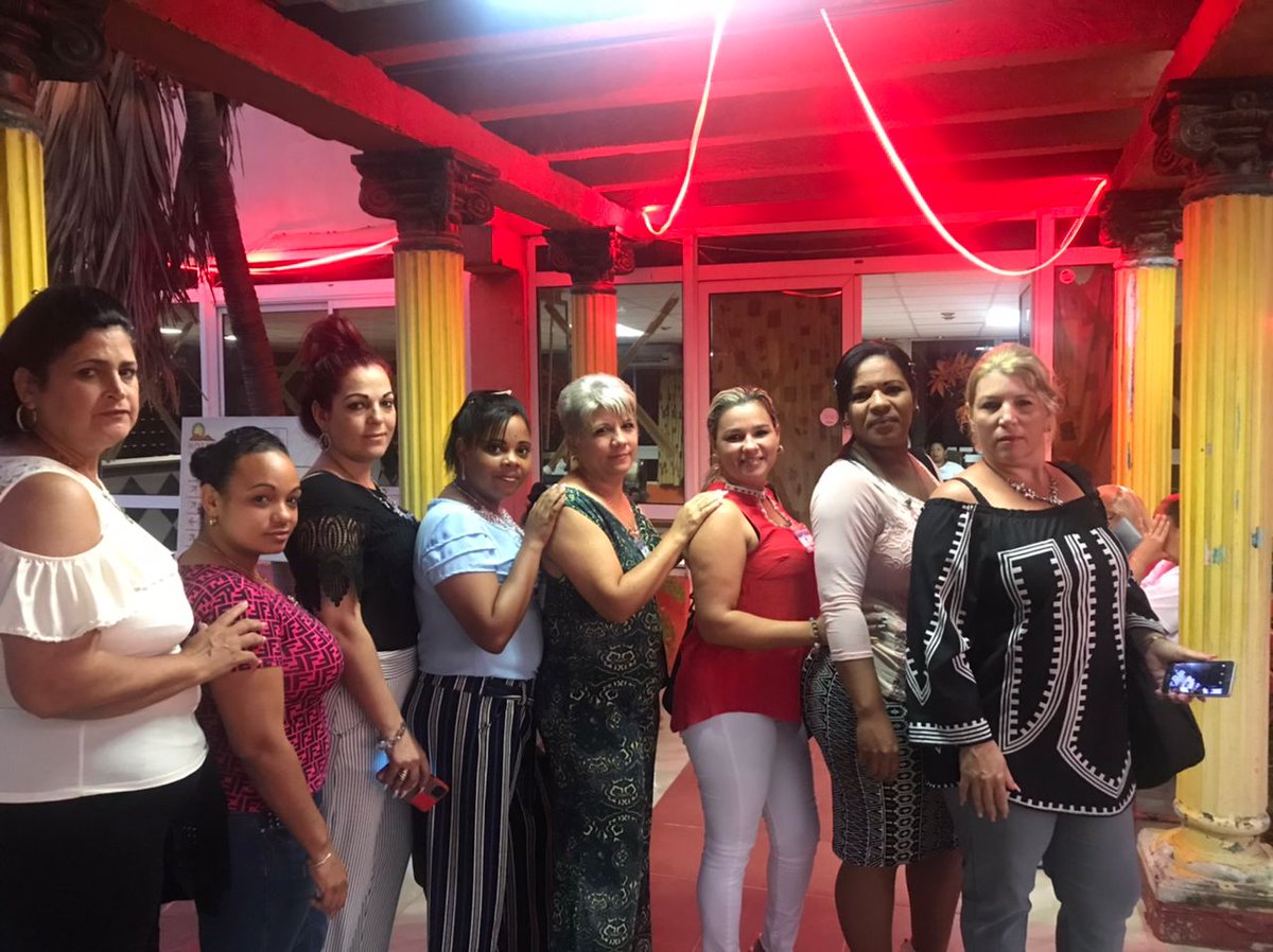 MaritsabelMir's tweet photo. Listas las secretarias de #CiegodeÁvila para otra jornada de preparación en el Concentrado para Secretarios de Comités Municipales de la @CubaCentral @UlisesGuilarte @Ferrerctc @IzquierdoAlons1 https://t.co/bJbzPY8gEb