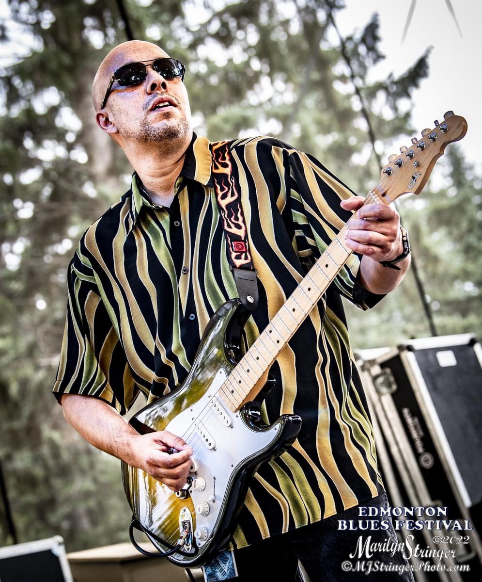 timoarthur's tweet photo. Tonight, I play at J’s Crab Shack in Hartford, CT, fronting my own blues trio from 7-9:30 PM! Come on out and have a darn good time with us! See you there! #glorytogod #livemusic #shakeyourboogie #blues #goodtimes #spreadthelove https://t.co/lRxoXOpdYq