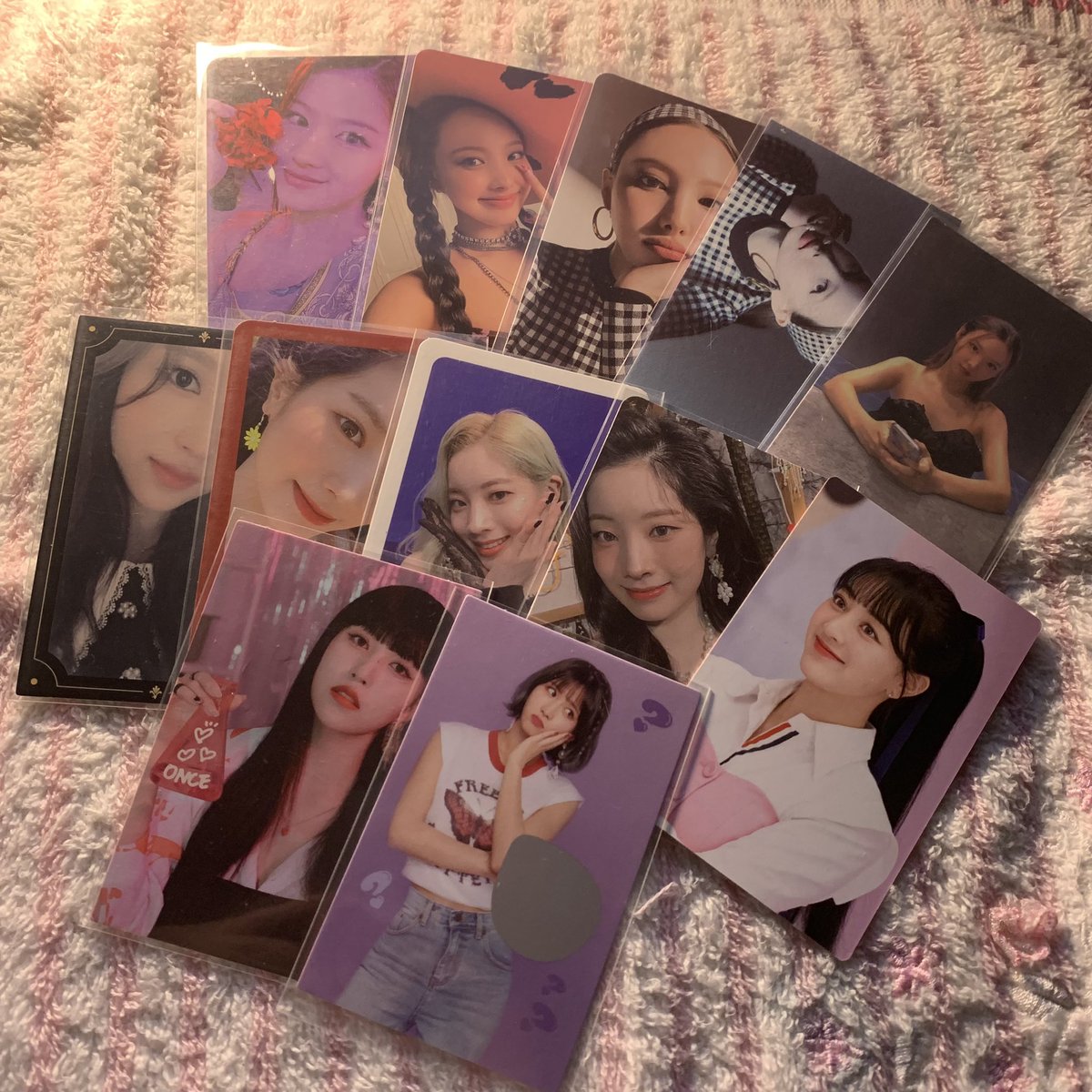 kyeompiie's tweet photo. wtt ph❕

🍥 twice photocards❕
       
         have: pic
         want: same demand pcs (ggs       &amp; svt pcs only)

— not for sensitive traders!
— include which pc ure interested in when offering!
— 3rd &amp; 4th pic can also wts

t. wtt lft twice seventeen enhypen kep1er ph https://t.co/Ti3OIM23gt