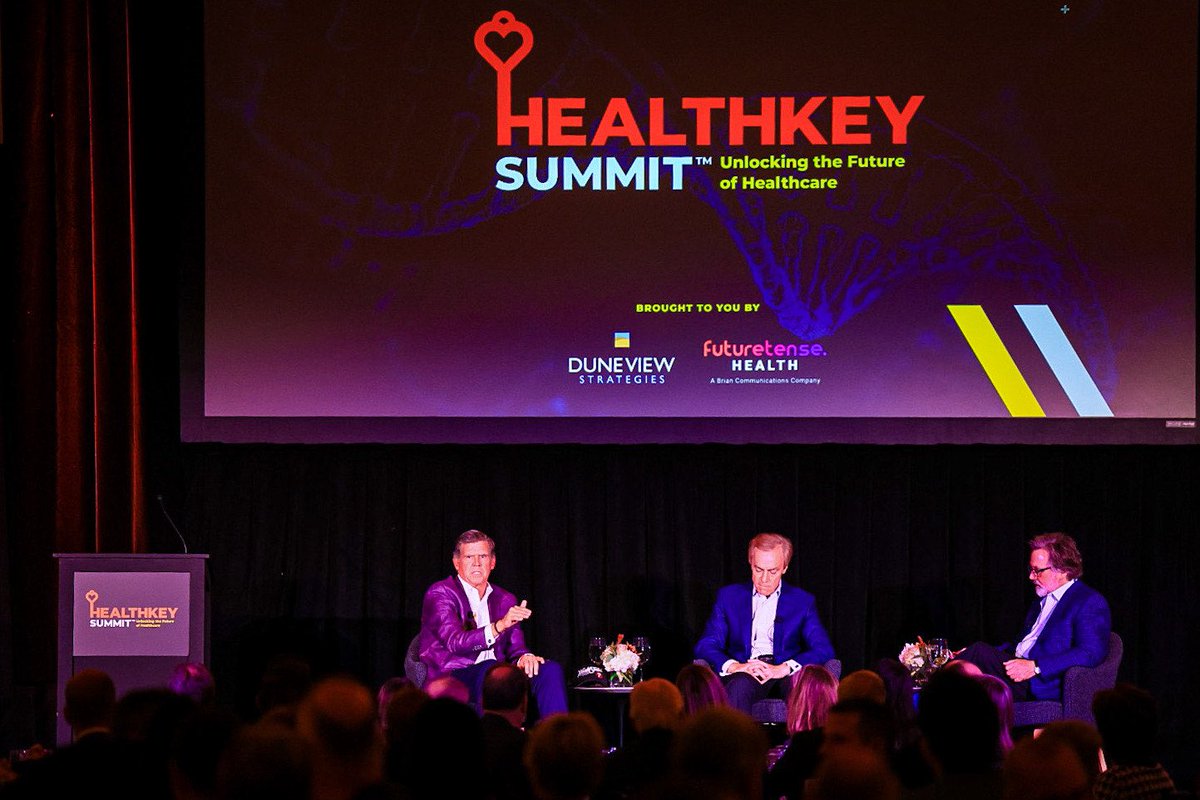 BrianComms's tweet photo. Join us as we kickoff #HealthKeySummit this morning at the Comcast Technology Center with a one-of-kind fireside chat with Brian Roberts, CEO of @Comcast, moderated by Dune View Strategies CEO Dan Hilferty. https://t.co/TvB1KI7SHE