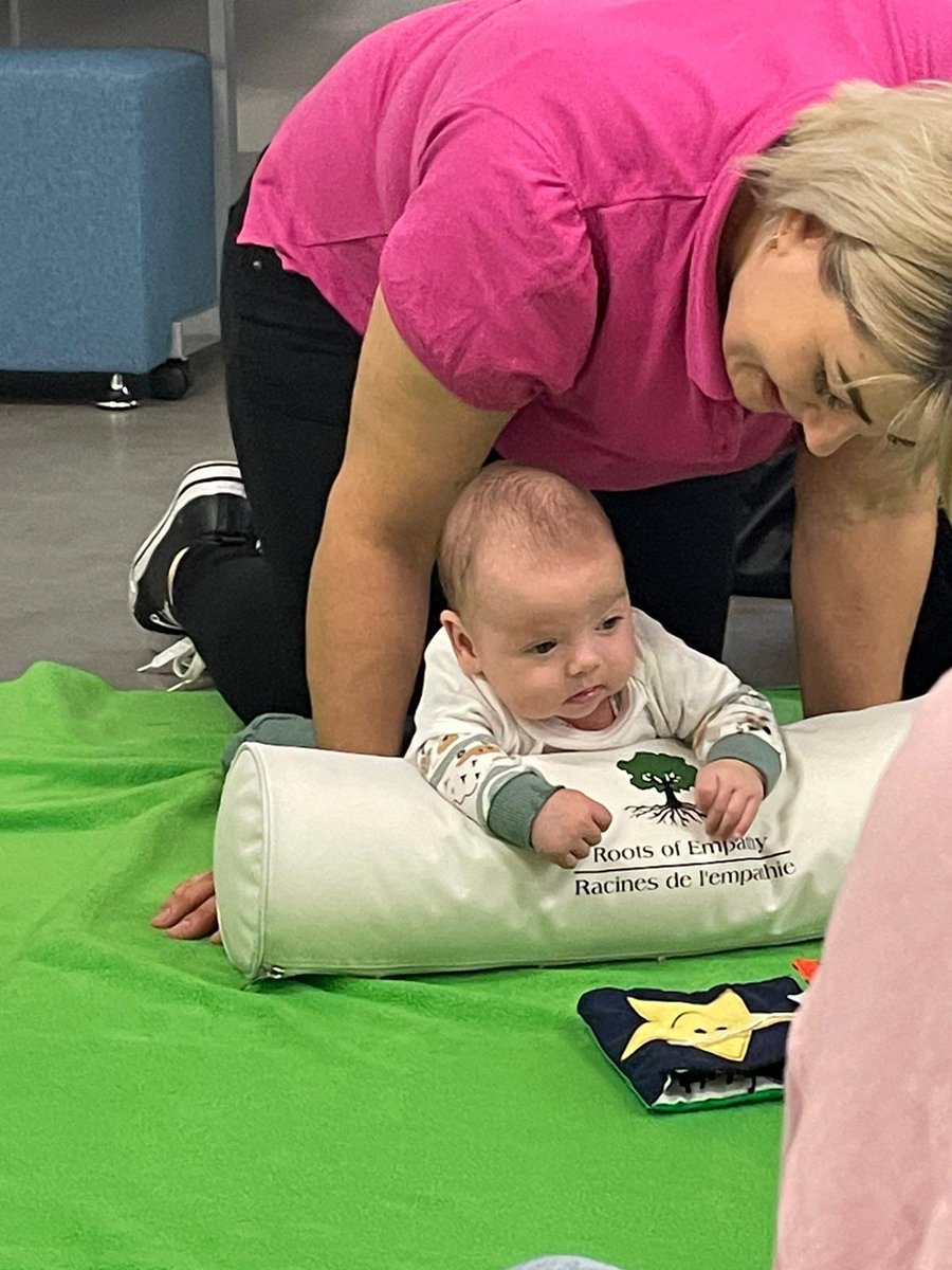 KatieCohenROE's tweet photo. A big welcome to our Northern @RootsofEmpathy Instructors getting their first experience of an impactful family visit with a gorgeous ‘Tiny Teacher’ Casper and mum in Liverpool @YouthEndowFund @MerseysideVrp @merseysideya https://t.co/caSb8YEKp9