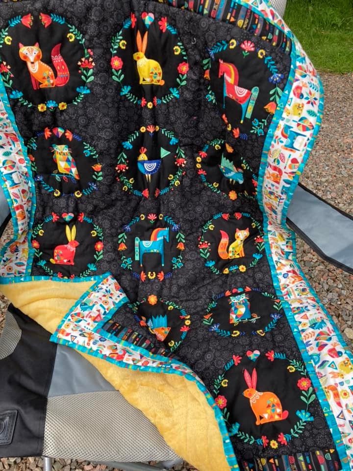 QuiltsforDreams's tweet photo. Excited to share the latest addition to my #etsy shop: Handmade quilted throw with matching borders & bindings, stunning colour, quilted lap blanket, nursery decor, chair throw, practical gift https://t.co/tw1Hb1I8w6 #black #gold #blackandgold #stunningcolours https://t.co/u3iBpHnaFS
