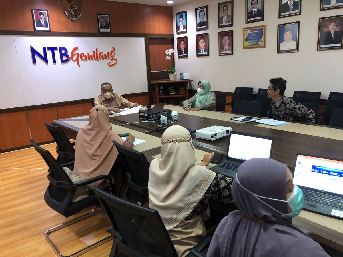 NTB_Prov's tweet photo. Sekda NTB Miq Gite Pimpin Rapat Persiapan Sustainable Development Goals (SDGs) atau Tujuan Pembangunan Berkelanjutan (TPB)
Selengkapnya di https://t.co/dGw2RK5Hlw
#sdgs #tpb #bappeda #bappedantb #NTB #nusatenggarabarat #sekdantb #miqgita #ntbgemilang #G20Indonesia
#G20Updates https://t.co/qzVTGHzu6q