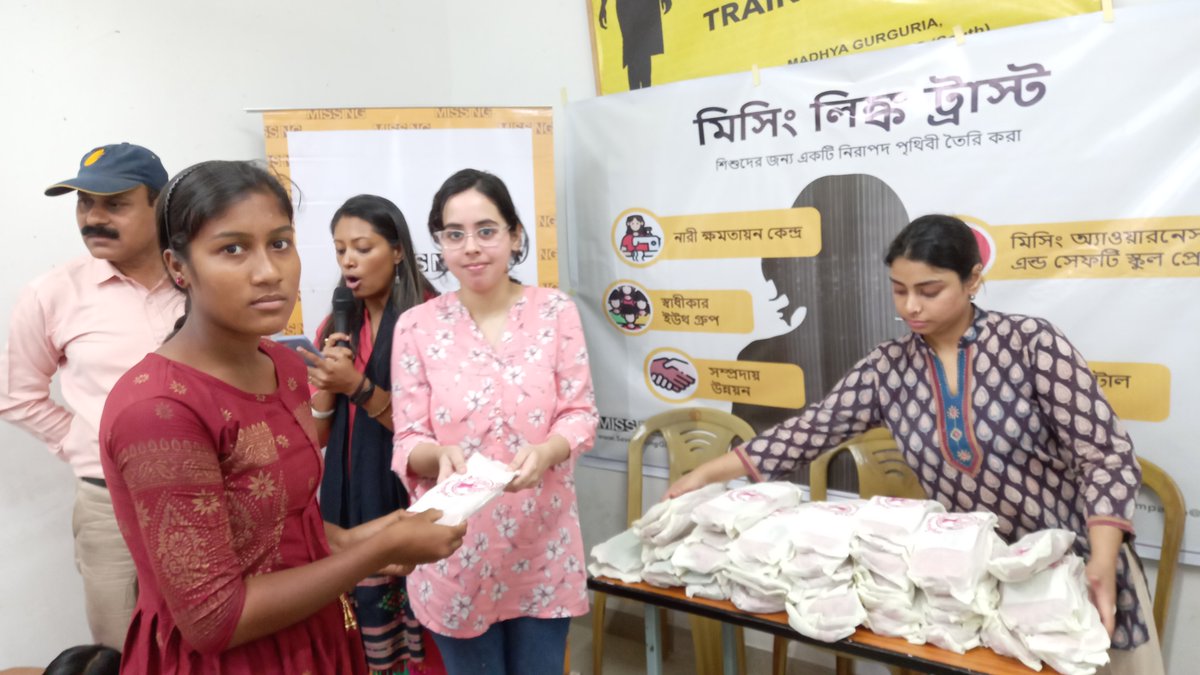 savemissingirls's tweet photo. The MISSING team visited Sundarbans to give sarees to women graciously gifted by Rangoli, followed by distribution of ‘Stree’ reusable sanitary cloth pads.
To know more about what we do, write to us at connect@savemissinggirls.com
#charity #nonprofits #support  #missingirls https://t.co/CQIZbR5JCa