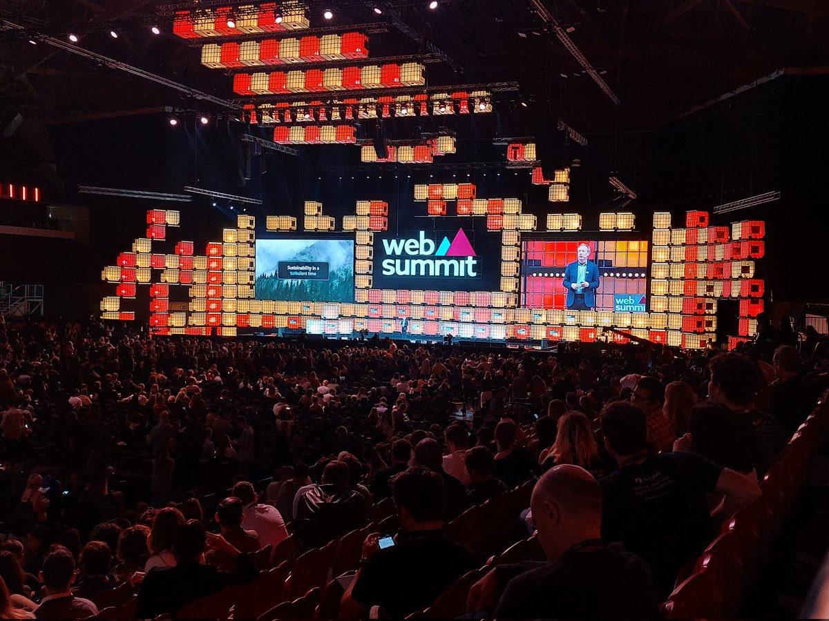 agrand_ie's tweet photo. Brad Smith (Microsoft) is back at #WebSummit's Centre stage with a talk on sustainability.

#WebSummit2022 https://t.co/NOvmB4GFjS